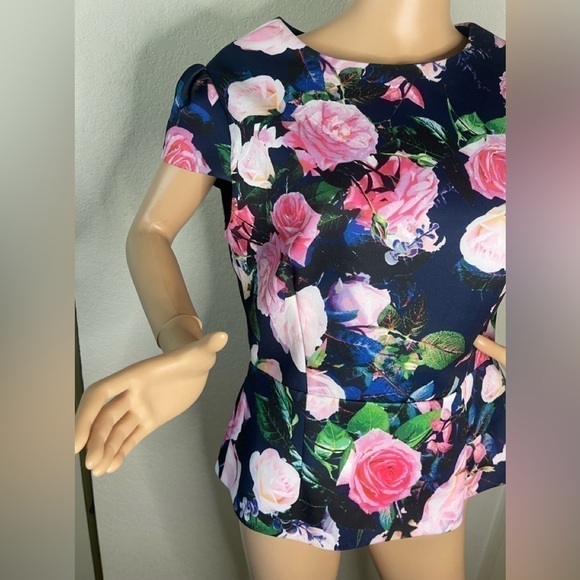 𝅺BETSY Johnson floral peplum sleeveless top size 14 EUC - Picture 3 of 10
